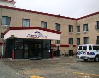 Howard Johnson Inn Jamaica JFK Airport