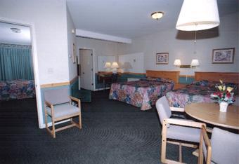 Royal 7 Budget Inn