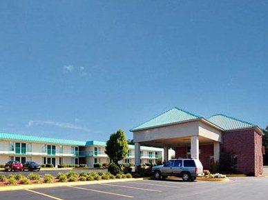 Econo Lodge Inn & Suites Carrollton