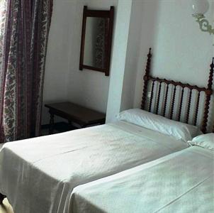 Hostal Cas Bombu