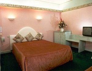 Hostellerie le Ry d'Ave