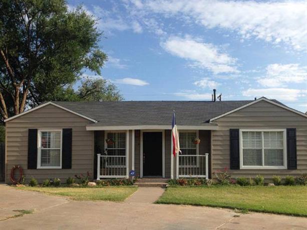 Homestay in Lubbock near Administration Building Texas Tech University