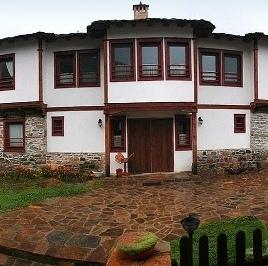 Complex Kosovo Houses