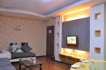 Yijia Business Hotel Xiantao