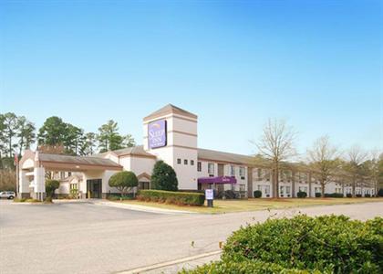 Sleep Inn & Suites Near Ft. Bragg