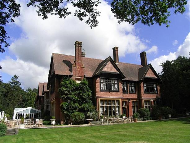 Stanhill Court