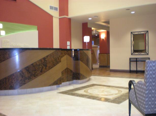 Holiday Inn Hotel & Suites Bakersfield North