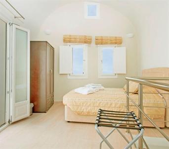 Santorini Renaissance Apartments