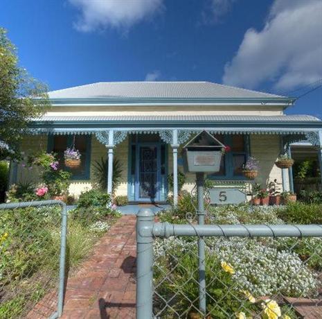 Semaphore Beach Cottage Adelaide