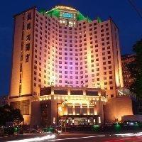 Gloria Plaza Hotel