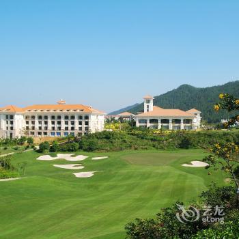 Yangjiang Lakefront Golf Club and Resort