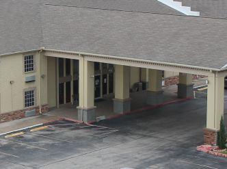 Bays Inn & Suites Baytown