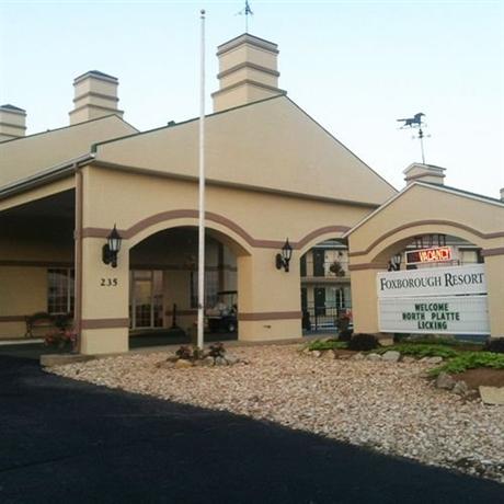 Foxborough Inn & Suites