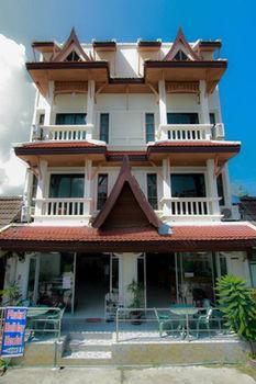 Phuket Holiday Hostel Karon