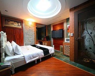 Hotel Benhur Jongno