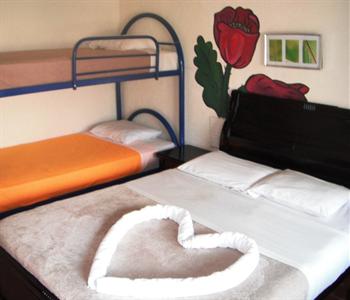 Essence Arenal Boutique Hostel