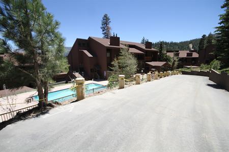 Mammoth Ski and Racquet Club