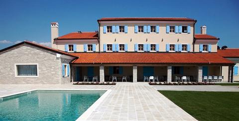 Velanera Hotel