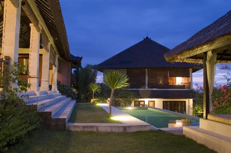 Hally-Bali