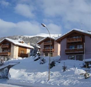 Chalet Teola