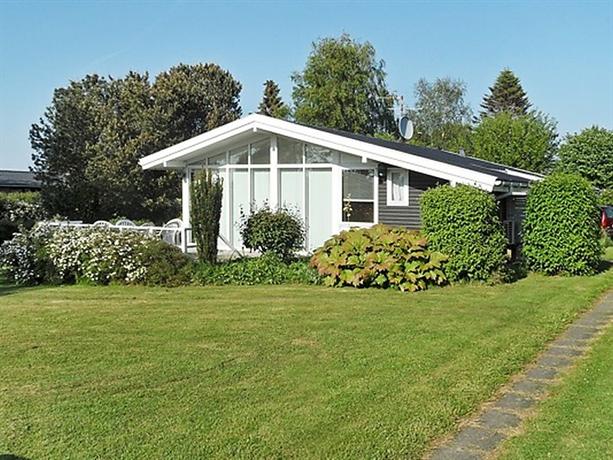 Three-Bedroom Holiday home in Svendborg 2