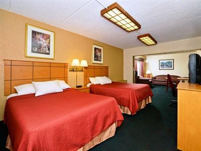 Americas Best Value Inn & Suites Saint Cloud