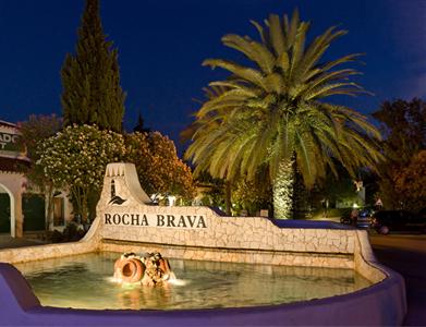 Rocha Brava Apartments