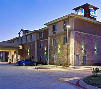 BEST WESTERN Bowie Inn & Suites