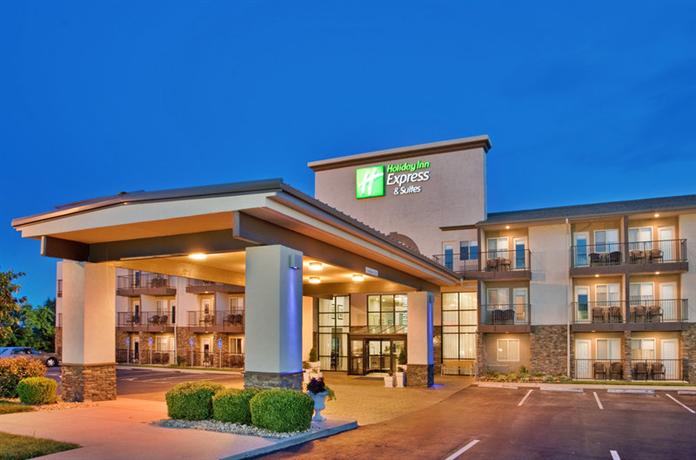 Holiday Inn Express Hotel & Suites Branson