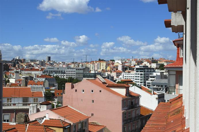 Renovated cozy apartment in the center of Lisbon