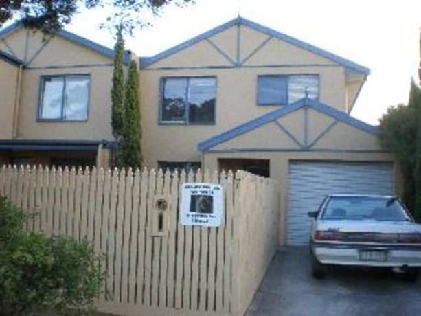 Homestay in Mordialloc near Mordialloc Railway Station