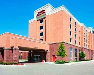 Hampton Inn and Suites Detroit Airport-Romulus