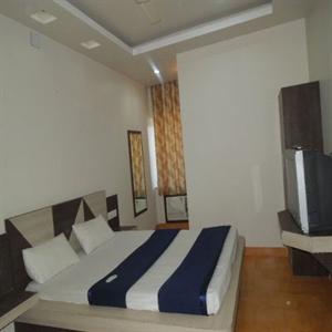 Hotel Pramod