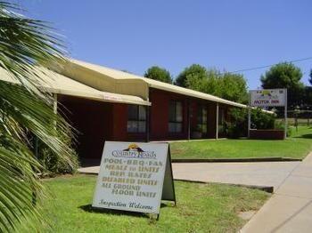 Country Roads Motor Inn Narrandera