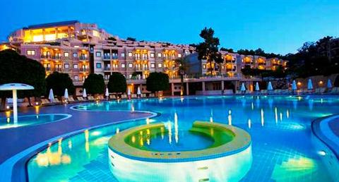 Hilton Bodrum Turkbuku Resort & Spa