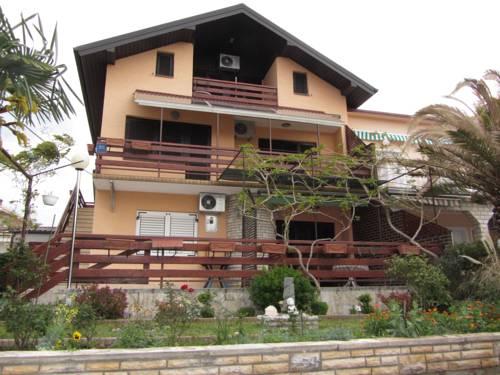Apartments Claudy