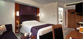 Premier Inn Pune