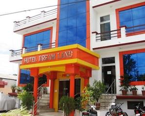 Hotel Dream Land & Hot Spice Restaurant