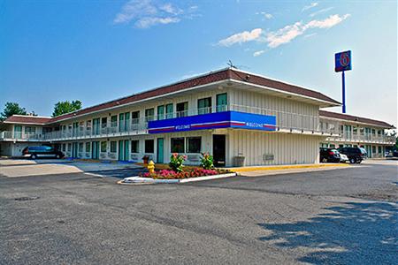 Motel 6 Elkton