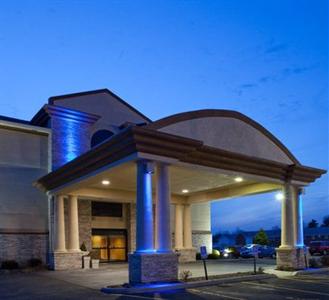 Holiday Inn Express Wauseon