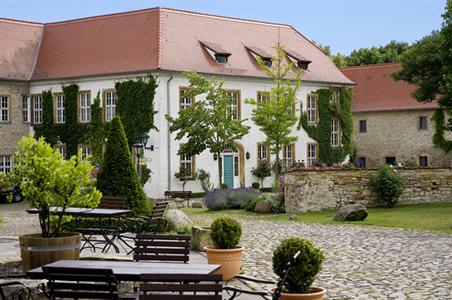 Hotel Burg Wanzleben