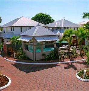 Captains By The Bay Apartments Broome