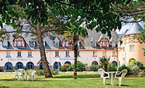 Hotel De Diane Frehel