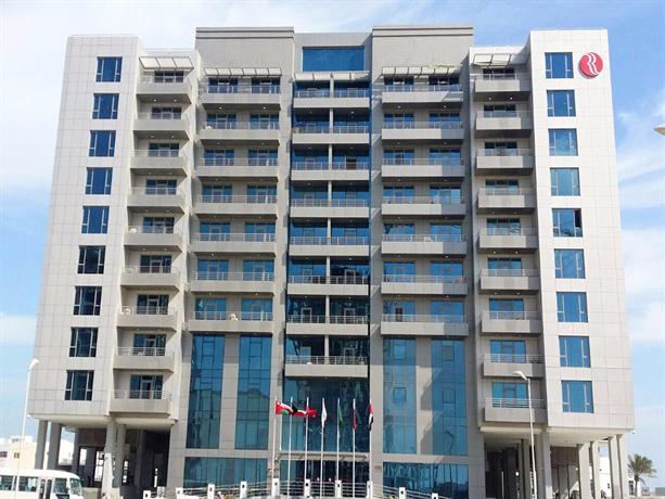 Ramada Hotel and Suites Amwaj Islands