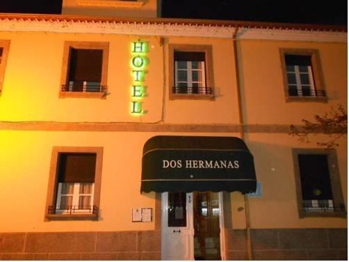 Hotel Dos Hermanas