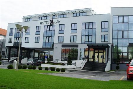 Hotel Lav Vukovar