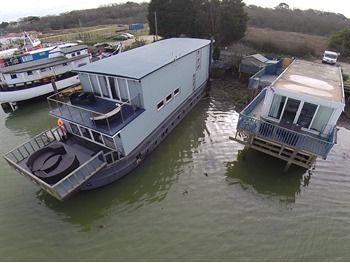 Houseboat Harbourside View