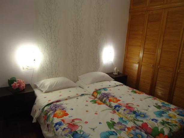 Homestay in Campolide near Lisbon Coast