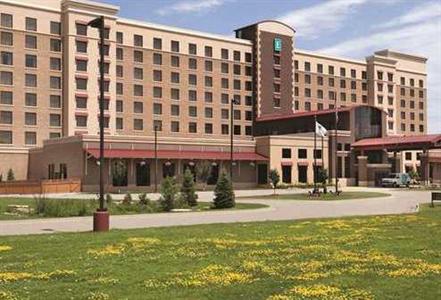 Embassy Suites Minneapolis - North