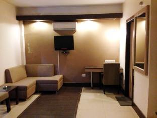 Pacific Inn Gurgaon Sec 41